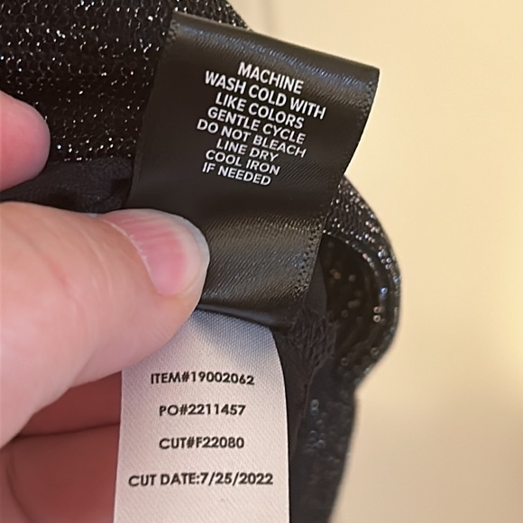 🎉HP🎉 NWT Torrid sparkly knit skirt, size 5X/28W - Picture 5 of 5